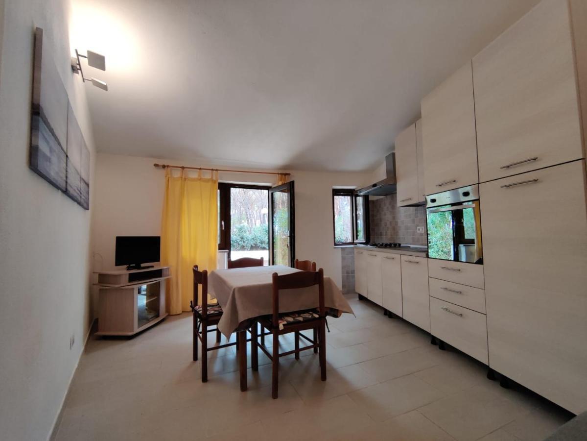 Rotonda Sul Mare Villa Budoni Bagian luar foto
